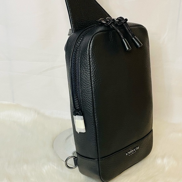 NWT Coach Turner Pack Black Sling backpack bag - Picture 2 of 13